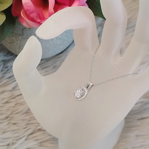 2/$30💕 BNWT Charmed Aroma Adjustable Sterling Silver Necklace - Picture 1 of 5